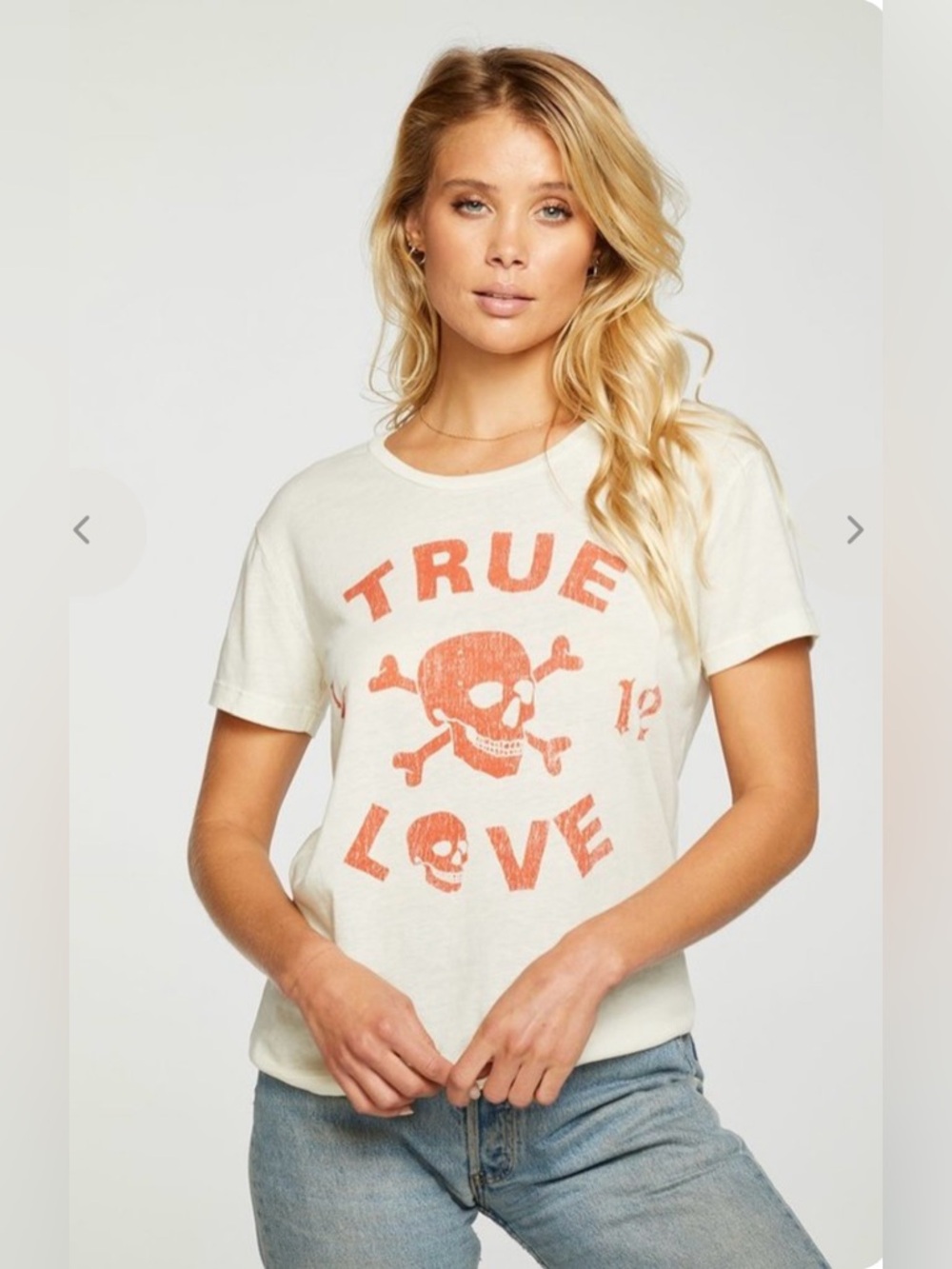 NWT Chaser True Love Skull Graphic Tee - Cream with Red Print size Small